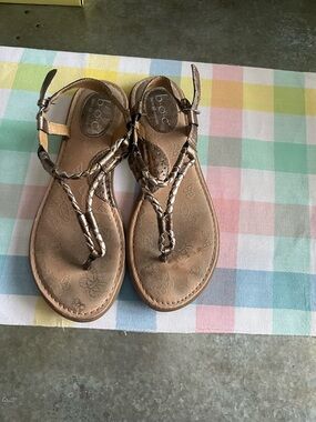 b.o.c. Braided T‑Strap Sandals in Metallic Bronze